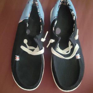 Hey dude women's size 7 1/2